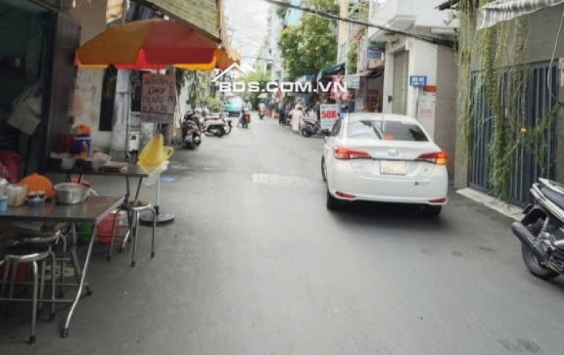 Bán Nhà Đẹp, Hẻm 4m Nguyễn Thiện Thuật, Trung Tâm Quận 3, 30m2, 5 Tầng, 5PN. Chỉ 7.5 tỷ .